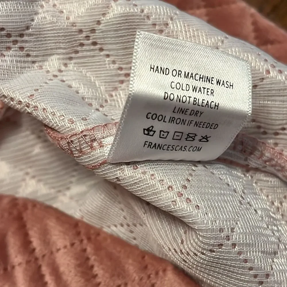 🔥 FRANCESCA’S MI AMI VELVET QUILTED MINI SKIRT SZ S EUC!